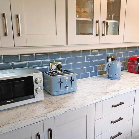 Tralee Townhouse Holiday Home By Trident Holiday Homes Extérieur photo