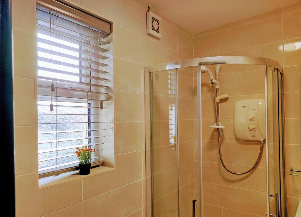 Tralee Townhouse Holiday Home By Trident Holiday Homes Extérieur photo